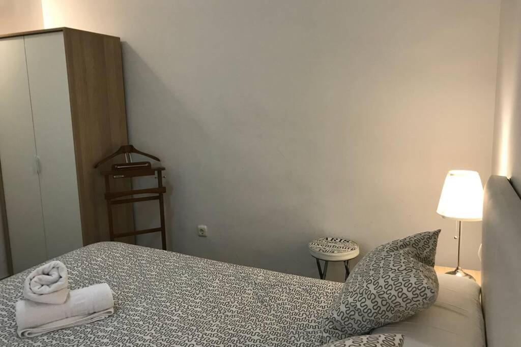 Апартаменти Bonito Apartamento Junto A Paseo De La Bomba Гранада Екстер'єр фото